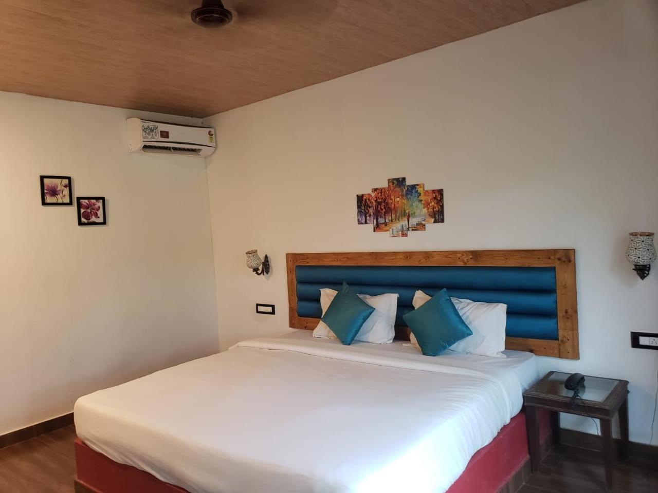 White Truffle Resort, Arambol Exteriör bild